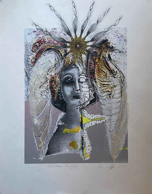 <b>Weibliches Relikt </b> 2015<br>
55 x 43cm<br>
Tusche, Bleistift, Pastellfarbe, Pigmentdruck auf Papier